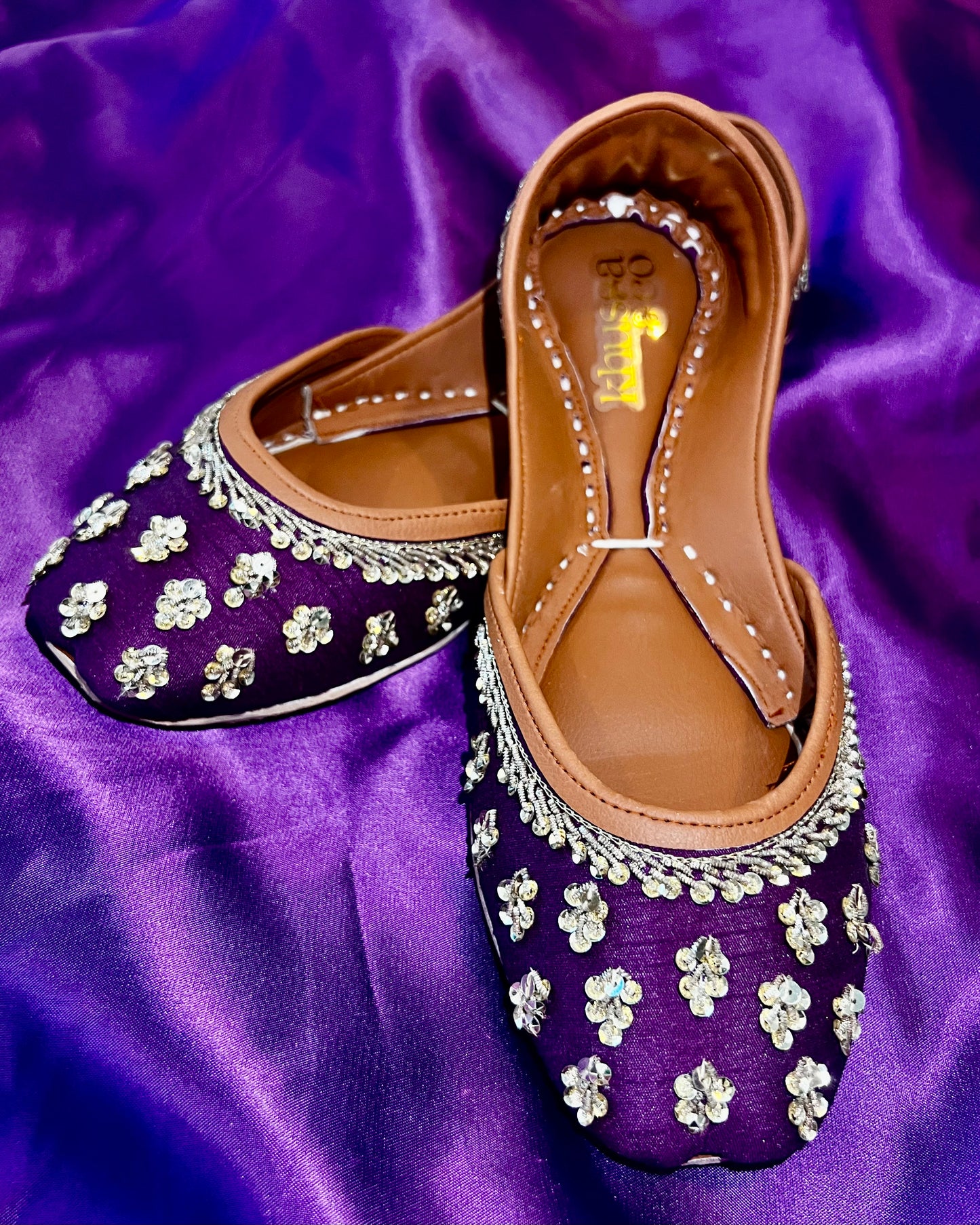 Jaamni Shine Khussa