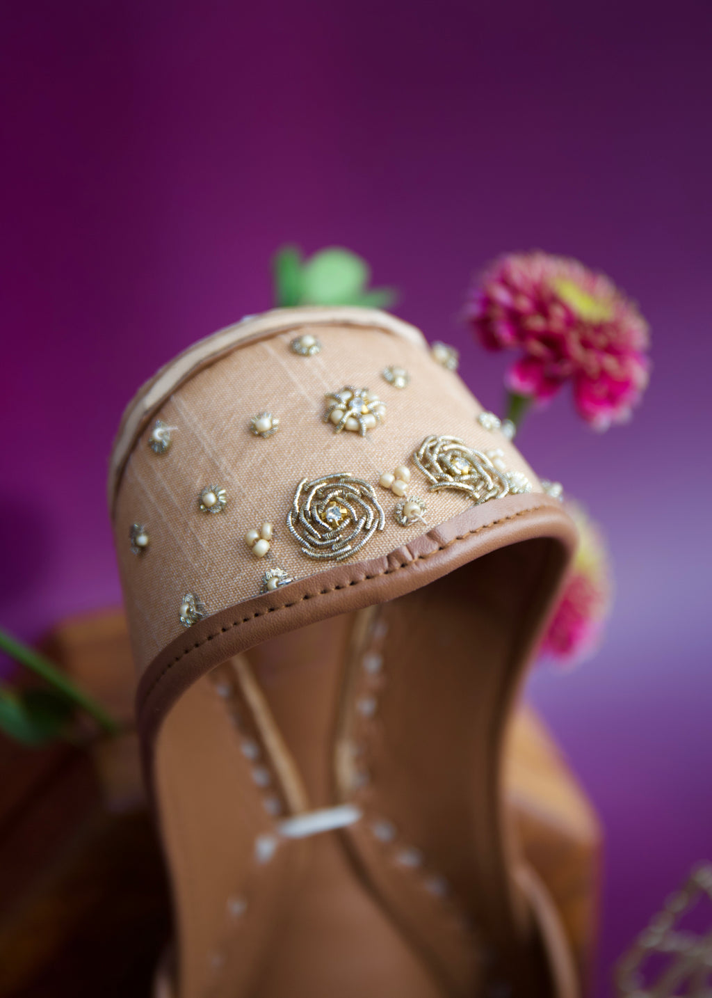 NEW Tamba Copper Khussa