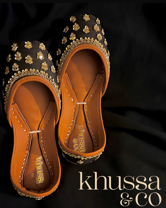 Starry Night Khussa