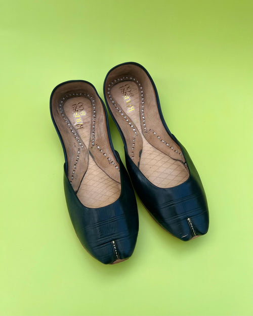 Black Leather Khussa