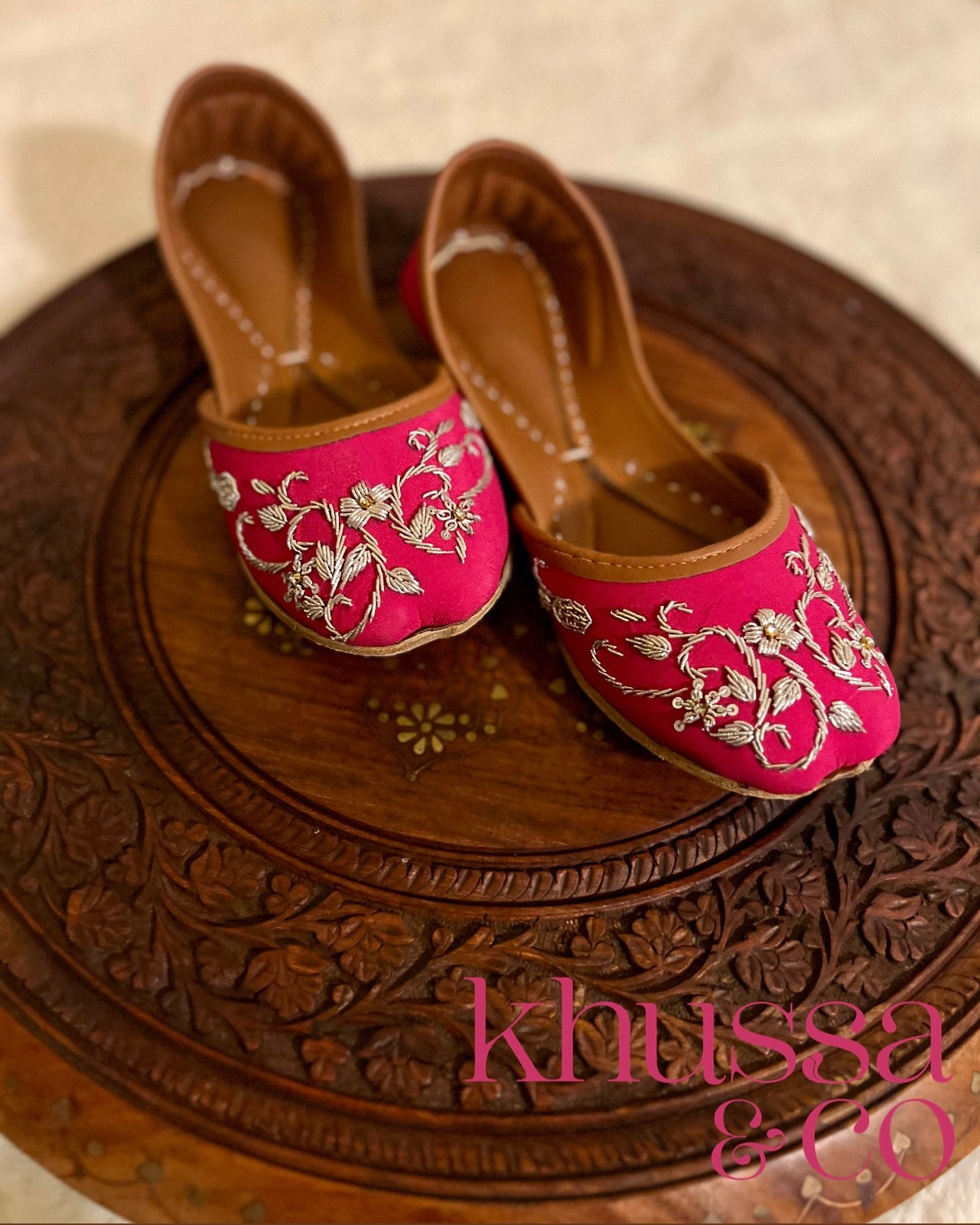 Garam Pink Khussa