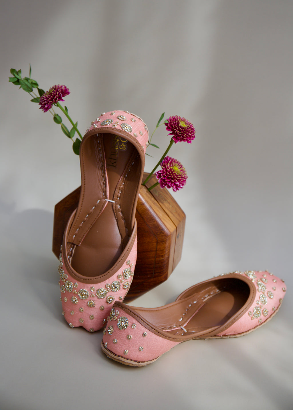 NEW Marjan Coral Khussa