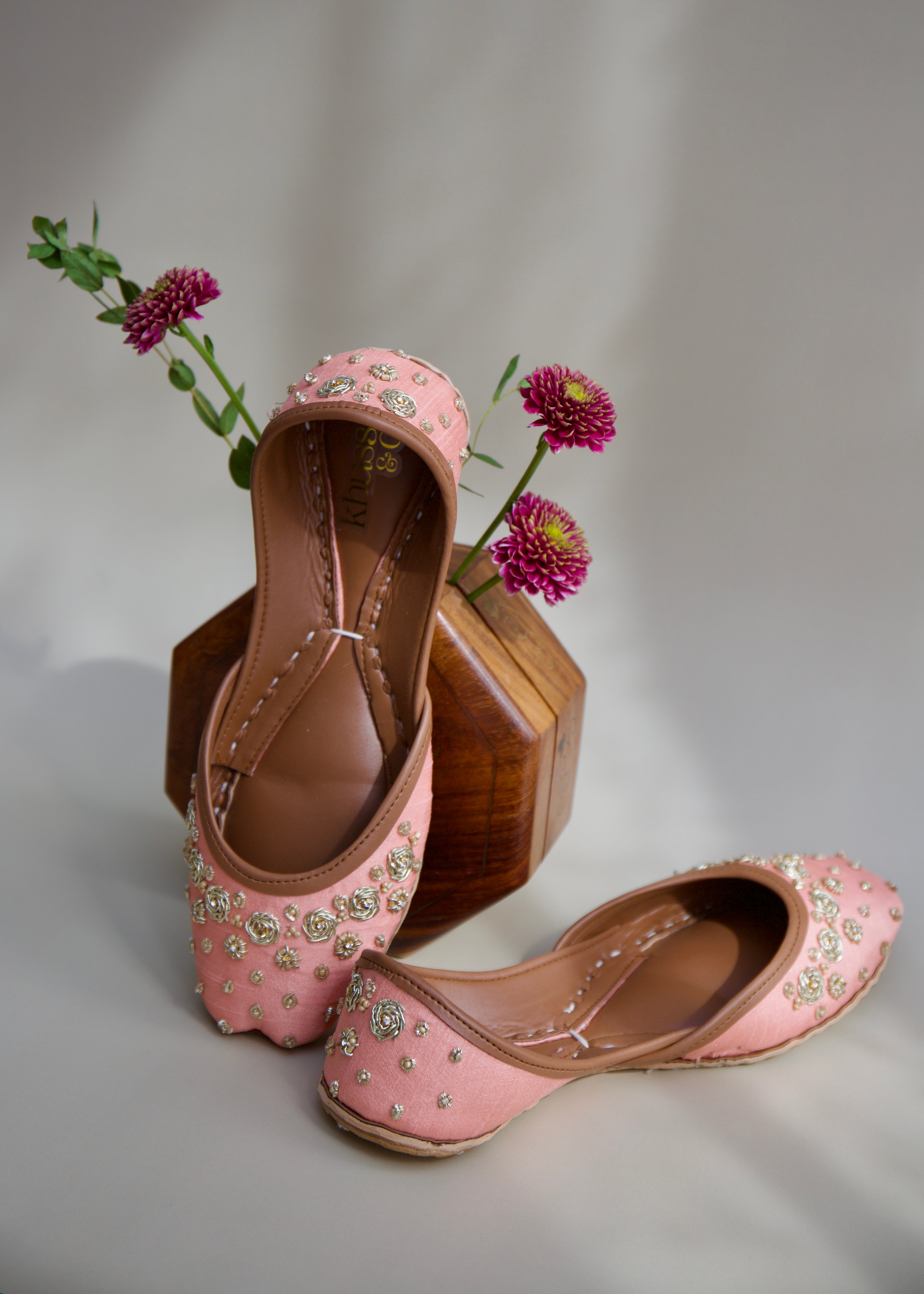 NEW Marjan Coral Khussa