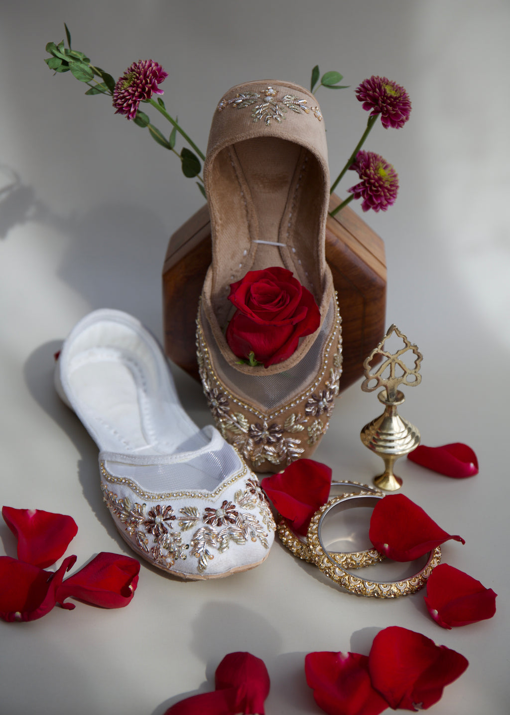 NEW Bibbojaan gold Velvet Khussa