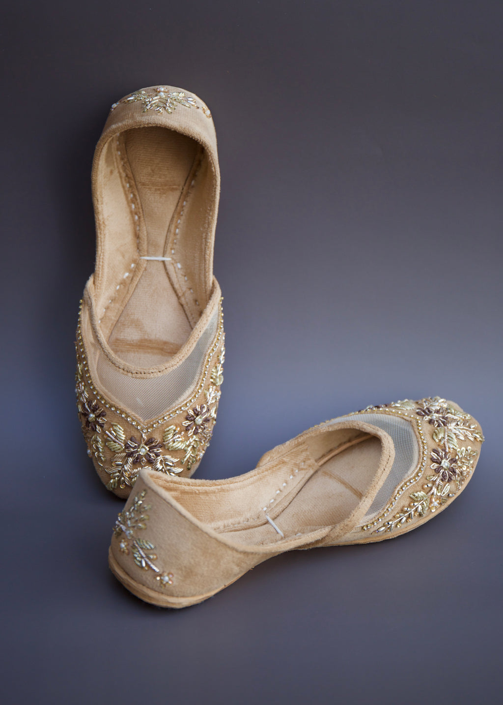 NEW Bibbojaan gold Velvet Khussa
